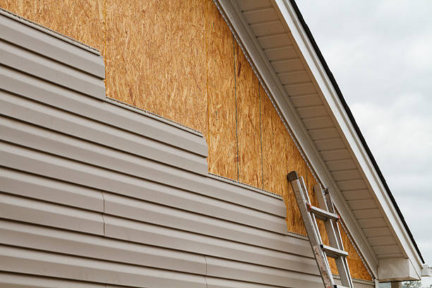 24/7 Emergency Vinyl Siding experts in Calhan, CO